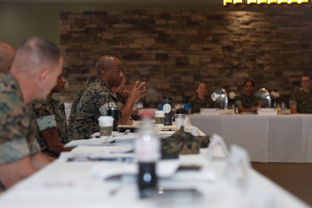 MCIWEST Conducts Regional Commanders’ and Sergeants Major Conference