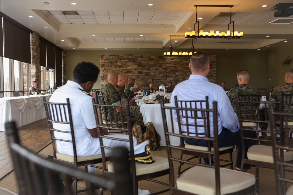 MCIWEST Conducts Regional Commanders’ and Sergeants Major Conference