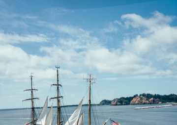 CGC Eagle Sails out of the Columbia River