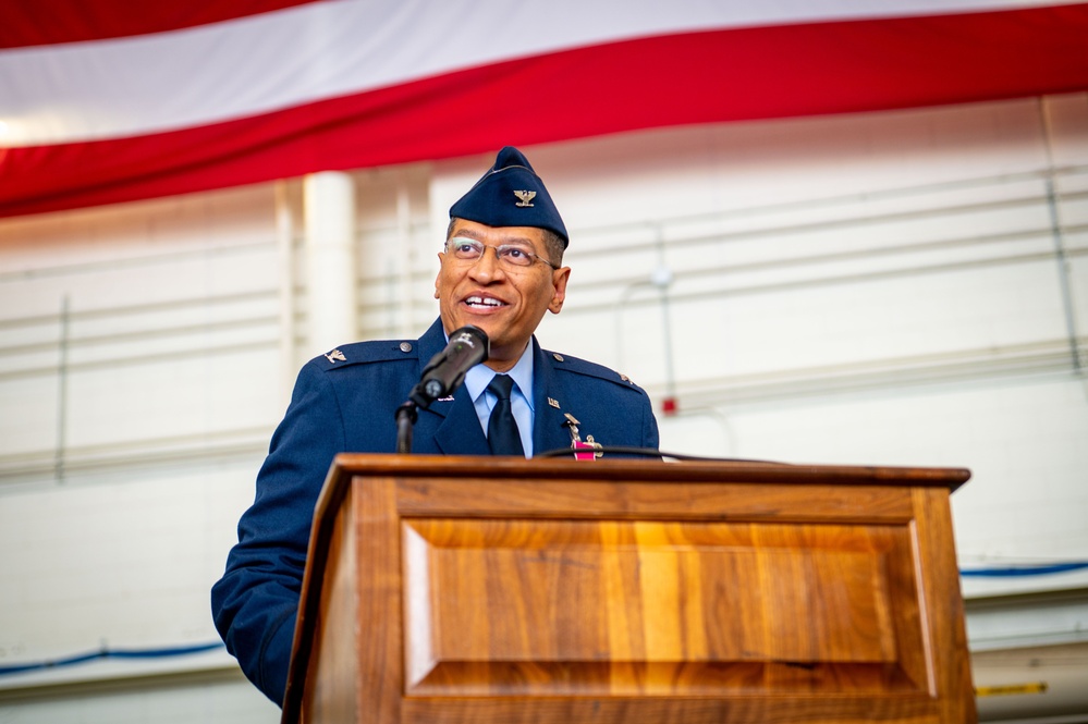 JB MDL welcomes new commander
