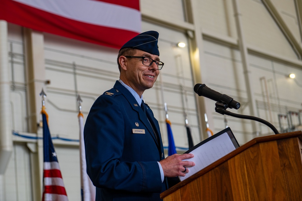 JB MDL welcomes new commander