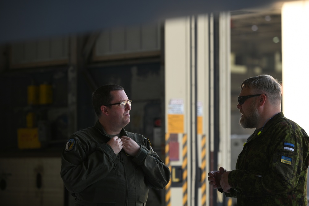 Estonia Defense League Member Visits March ARB
