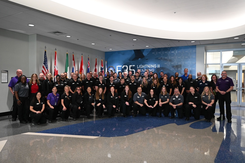 Executive Leadership Development Program visits 33FW