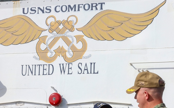French Sailors Tour USNS Comfort