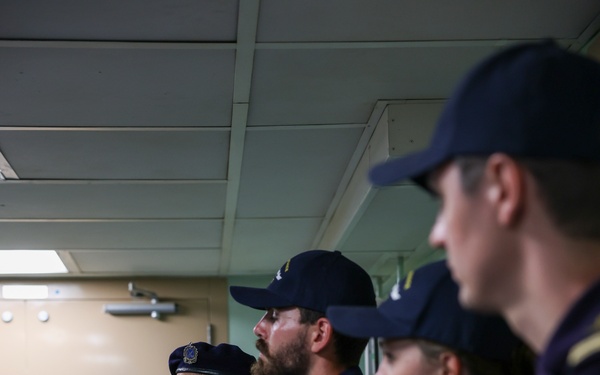 French Sailors Tour USNS Comfort