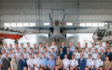U.S. Naval Test Pilot School welcomes aviation’s newest developmental testers