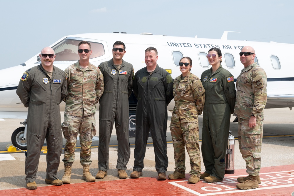 375th AMW commander conducts fini flight&amp;#xA;