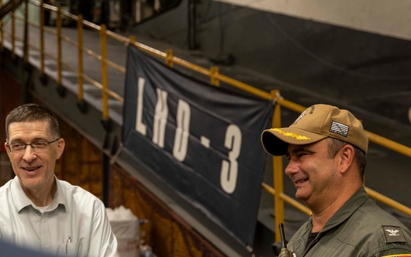 USS Kearsarge Hosts Mr. Mark Gruman
