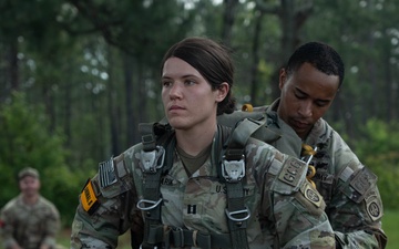 Paratroopers conduct Operation Gator Drop