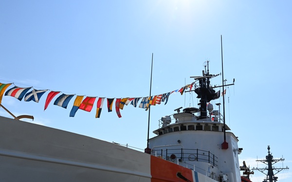 Coast Guard Cutter Valiant holds heritage recognition ceremony after more than 57 years of service