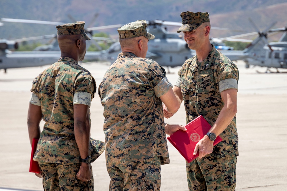 HMLAT-303 Change of Command