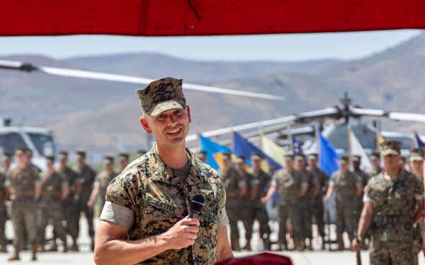 HMLAT-303 Change of Command