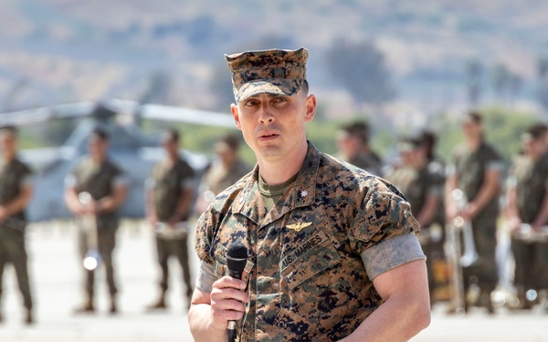 HMLAT-303 Change of Command