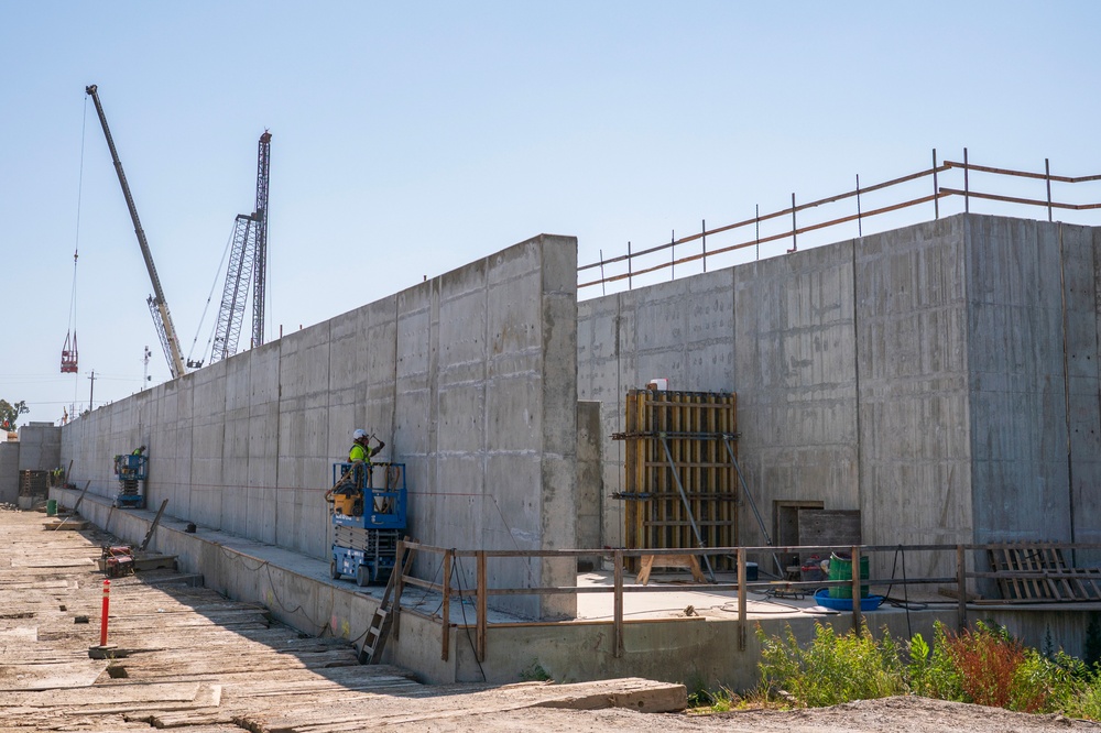 Double Hybrid Fishway Takes Shape Along Sacramento River in Yolo County