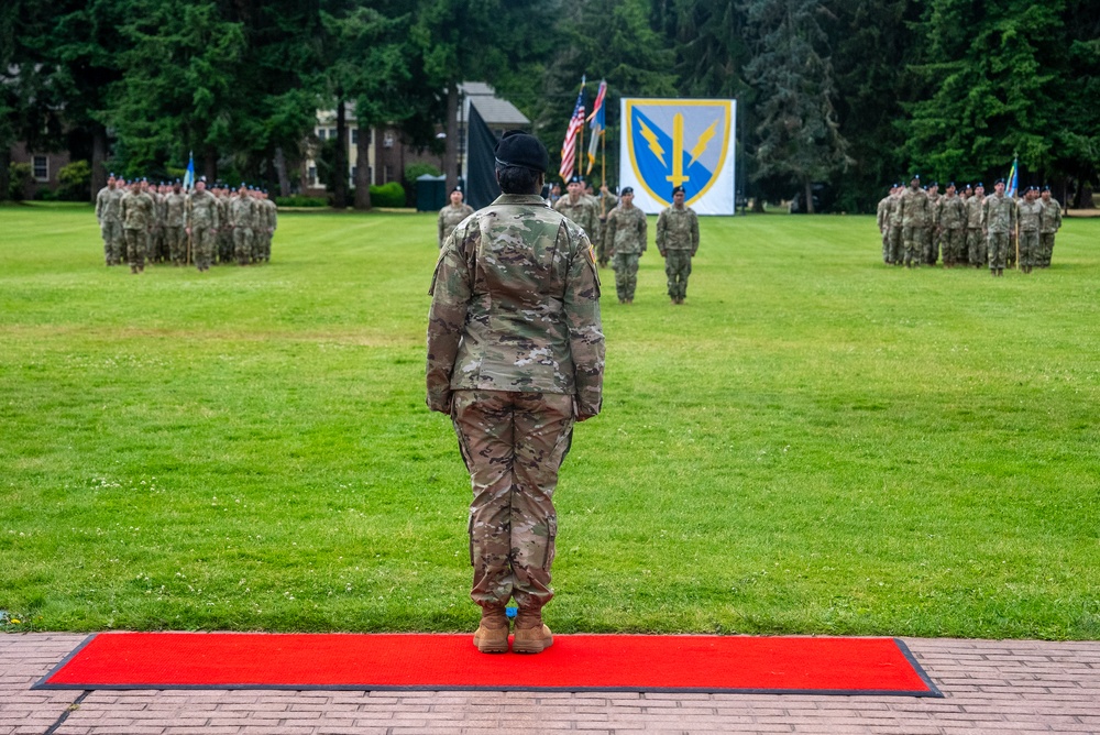 201st Expeditionary Military Intelligence Brigade Change of Command