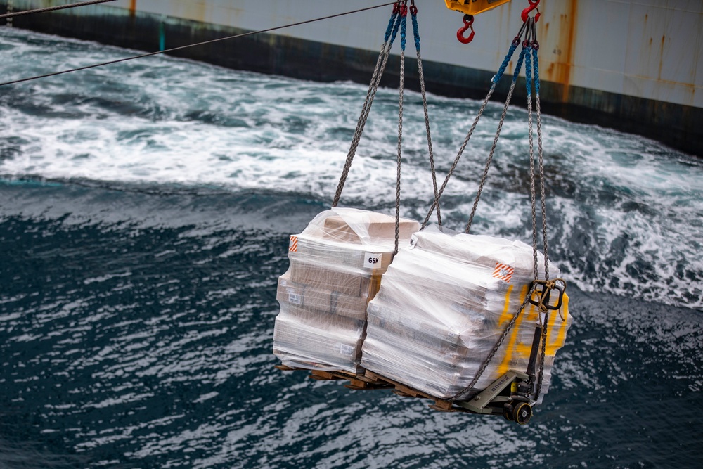 USS Preble Conducts Underway Replenishment with USNS Washington Chambers