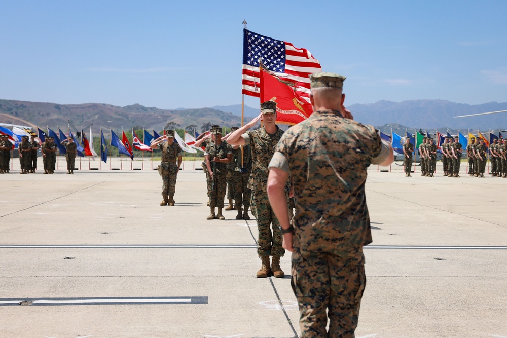HMLAT-303 Change of Command