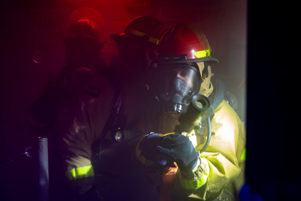 USS Preble Conducts Flying Squad Drill