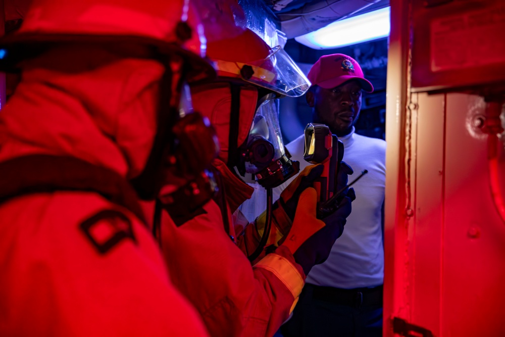 USS Preble Conducts Flying Squad Drill