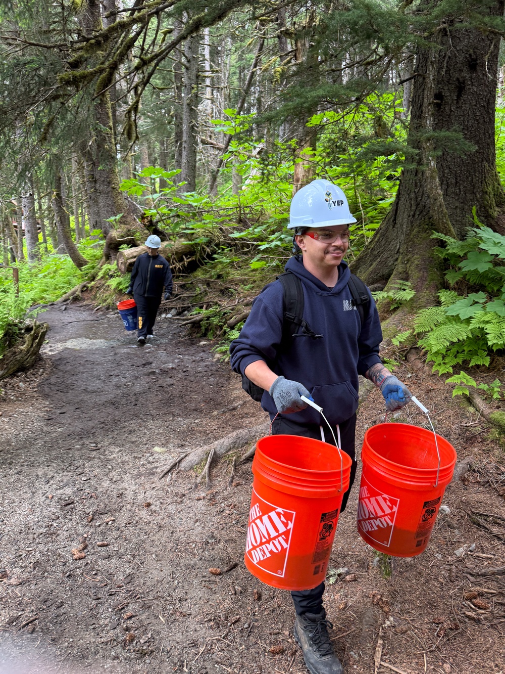 Seabees Power Through Anchorage Trail Project in One Day During Navy Week Anchorage