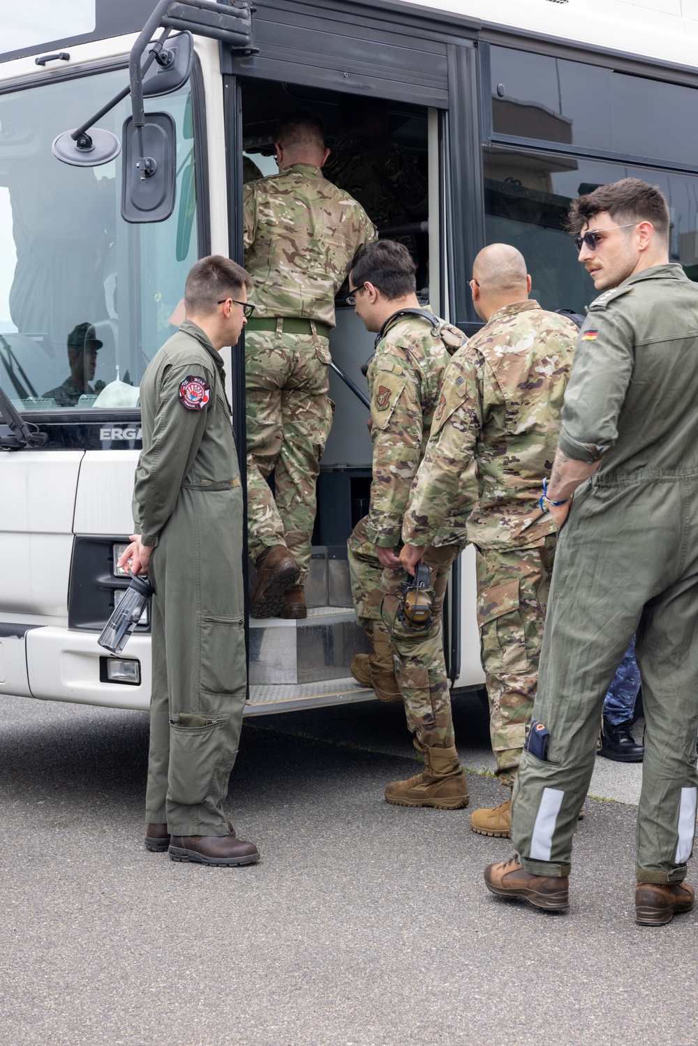 MCAS Iwakuni ARFF Multinational Crash Damaged or Disabled Aircraft Recovery training