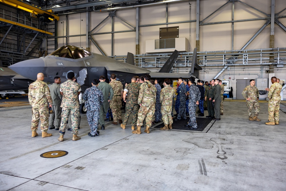 MCAS Iwakuni ARFF Multinational Crash Damaged or Disabled Aircraft Recovery training