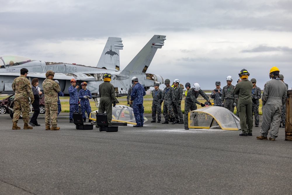 MCAS Iwakuni ARFF Multinational Crash Damaged or Disabled Aircraft Recovery training