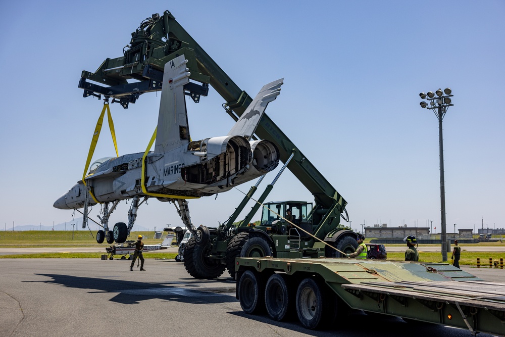 MCAS Iwakuni ARFF Multinational Crash Damaged or Disabled Aircraft Recovery training