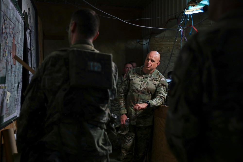 Nordhaus, Army National Guard leadership team visit Guardsmen on rotation at JRTC