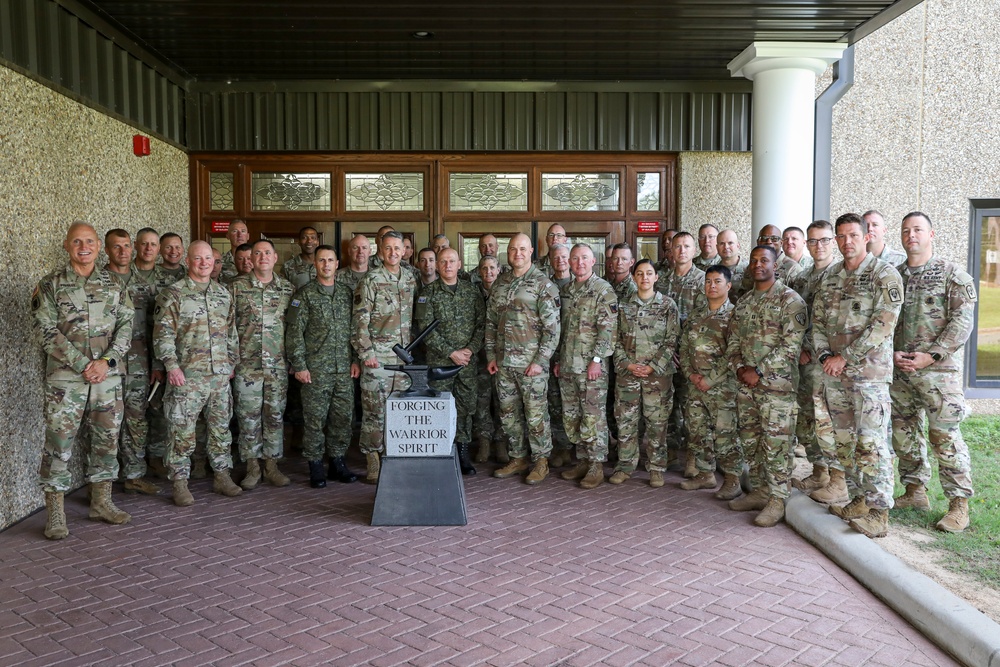 Nordhaus, Army National Guard leadership team visit Guardsmen on rotation at JRTC