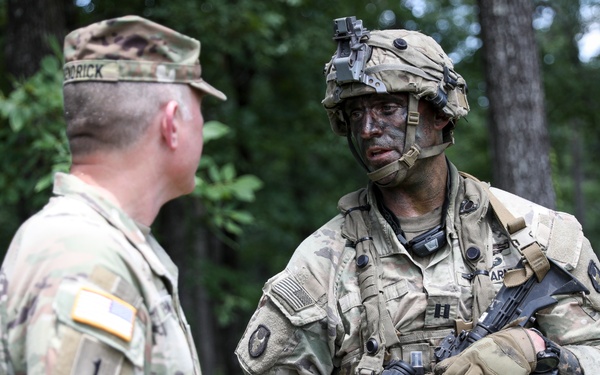 Nordhaus, Army National Guard leadership team visit Guardsmen on rotation at JRTC