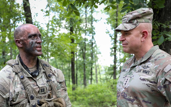 Nordhaus, Army National Guard leadership team visit Guardsmen on rotation at JRTC