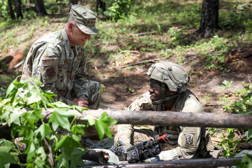 Nordhaus, Army National Guard leadership team visit Guardsmen on rotation at JRTC