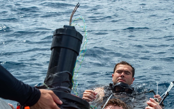 EODMU 5, RSN Naval Diving Unit Bi-lateral Training