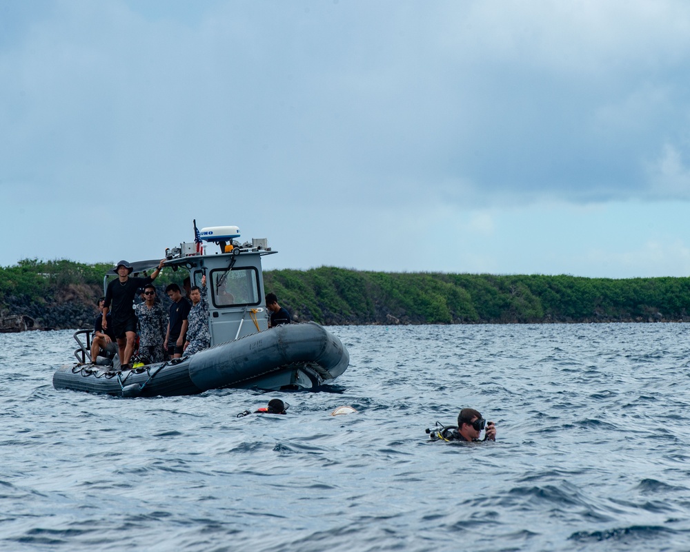 EODMU 5, RSN Naval Diving Unit Bi-lateral Training