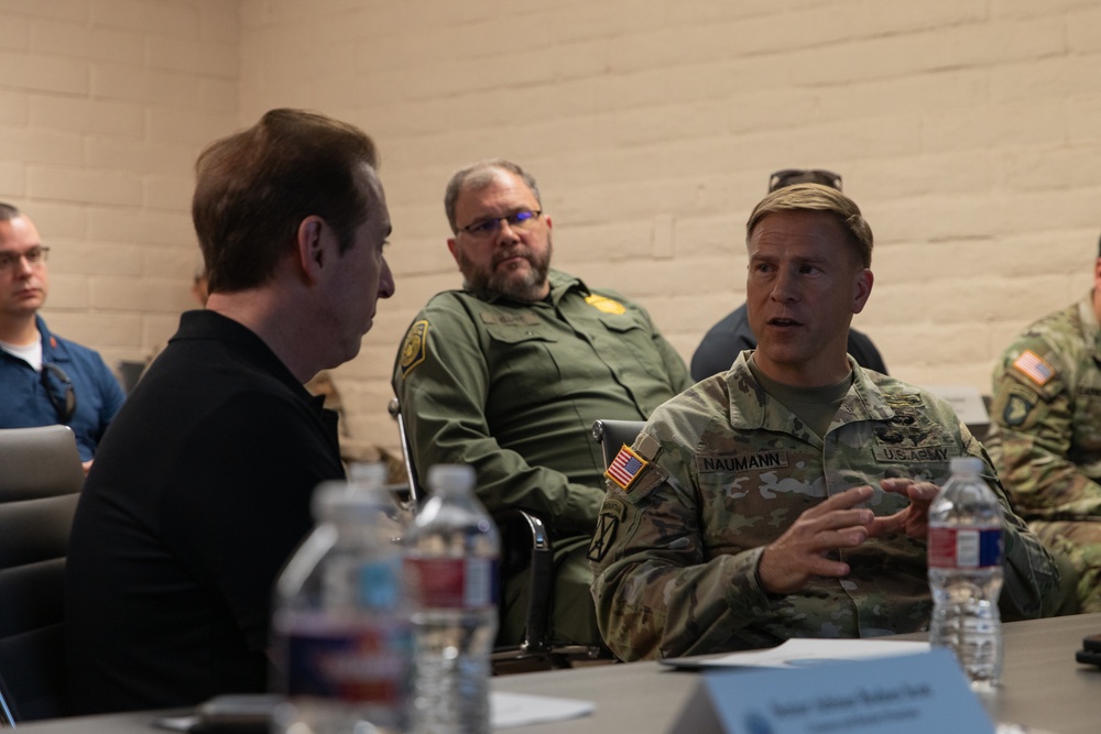 Deputy Secretary of the Department of Homeland Security visits El Paso