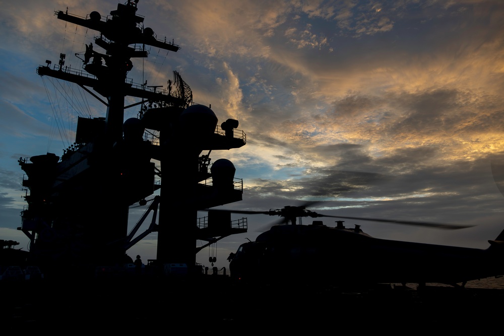 USS George Washington Conducts Flight Operations