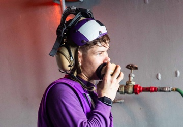 George Washington Conducts Fueling-at-Sea with Badlands Trader