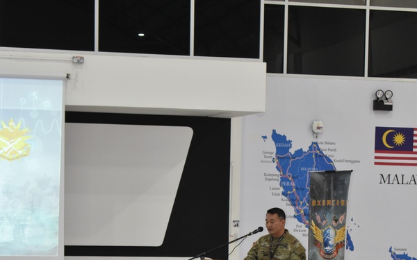 Bersama Warrior 25: Bilateral forces participate in opening ceremony