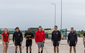 3-321 FAR Runs Relay Race in Honor of Unit History