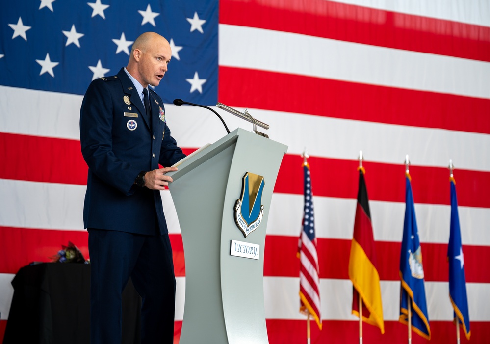86th OG says farewell, welcomes new commander