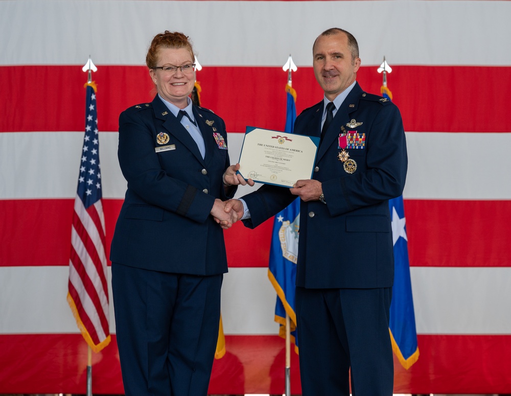 86th OG says farewell, welcomes new commander