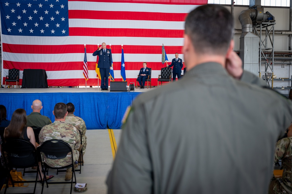 86th OG says farewell, welcomes new commander