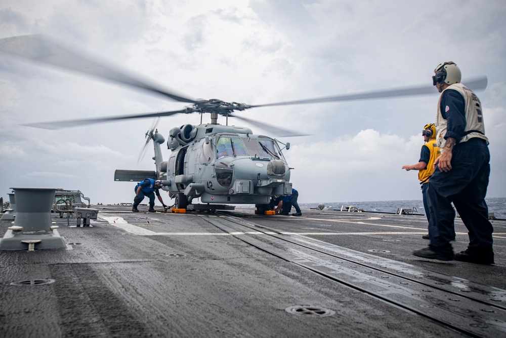 USS Higbee conducts flight operations