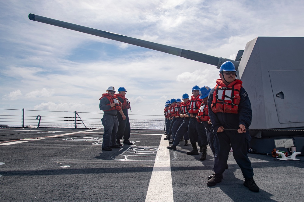 USS Higbee conducts replenishment-at-sea