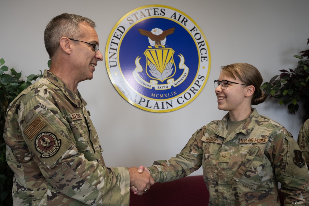 Teams From Air Force Materiel Command Chaplain, 181st Chaplain Connect
