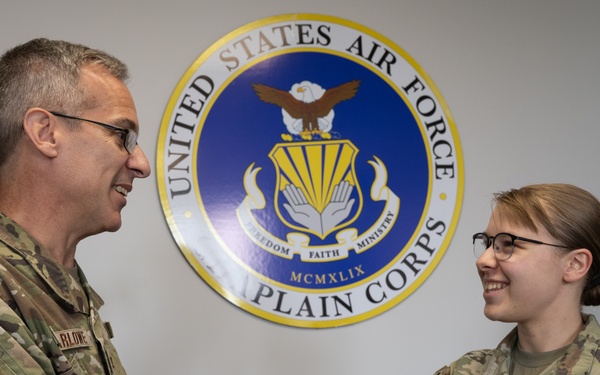 Teams From Air Force Materiel Command Chaplain, 181st Chaplain Connect