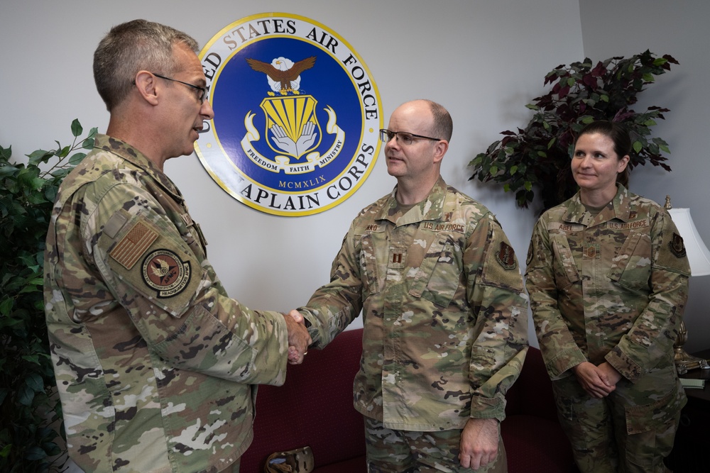 Teams From Air Force Materiel Command Chaplain, 181st Chaplain Connect
