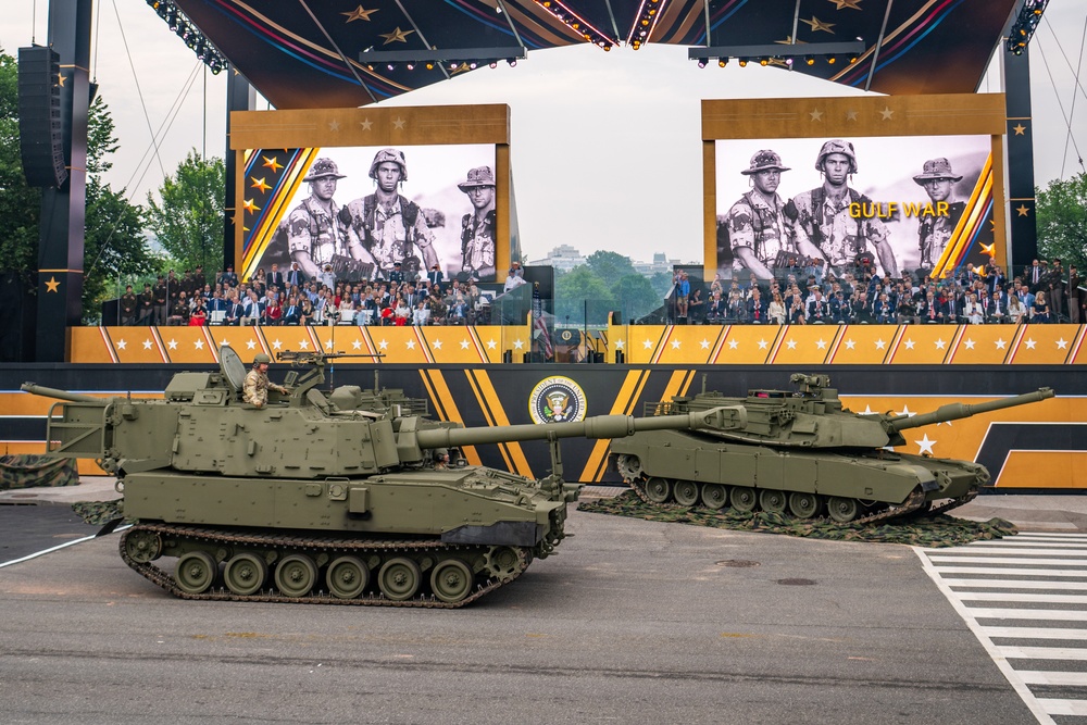 Army’s 250th Birthday Parade Pass in Review