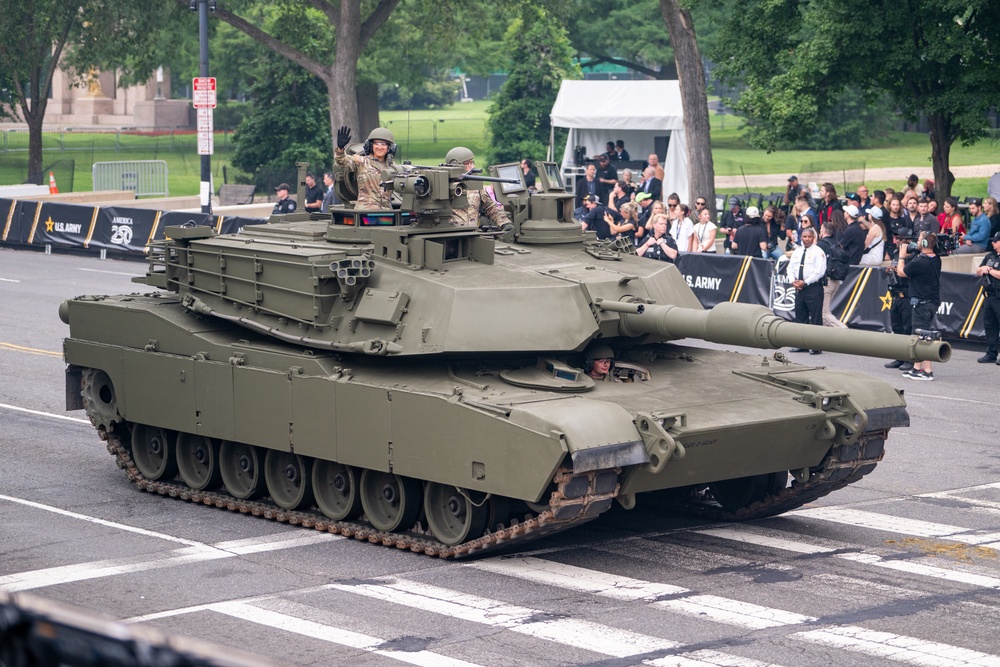 Army’s 250th Birthday Parade Pass in Review